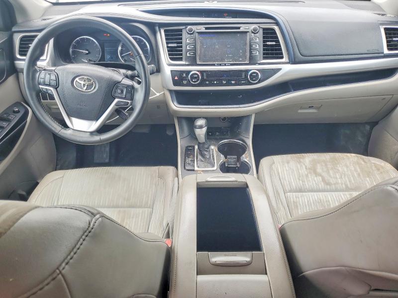 2016 Toyota Highlander VIN 5TDBKRFHXGS307722 COPART salvage auction — MINOR DENT/SCRATCHES, Tn - Certificate Of Title (P), sold $7,700 on 2026-07-09 (photo 8)