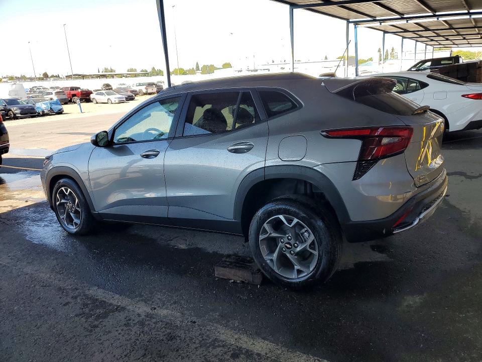 2026 Chevrolet Trax VIN KL77LHEP5TC189500 COPART salvage auction — FRONT END, CA - NON-REPAIRABLE VEHICLE CERT, sold $3,500 on 2026-07-20 (photo 2)