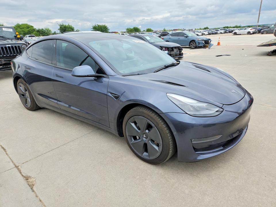 2021 Tesla Model 3 VIN 5YJ3E1EA7MF093886 COPART salvage auction — NORMAL WEAR, Tx - Cert Of Title-Rebuilt Salvage (P), sold $12,600 on 2026-07-30 (photo 4)