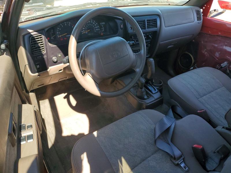 2000 Toyota Tacoma VIN 5TEWN72NXYZ706868 COPART salvage auction — FRONT END, CA - SALVAGE CERTIFICATE, sold $200 on 2026-07-21 (photo 8)