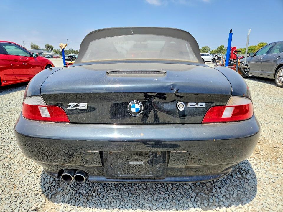 2000 BMW Z3 VIN WBACH3347YLF44012 COPART salvage auction — MINOR DENT/SCRATCHES, Wa - Dis/Dlr/Exp Only Clean Title (P), sold $3,500 on 2026-07-02 (photo 6)