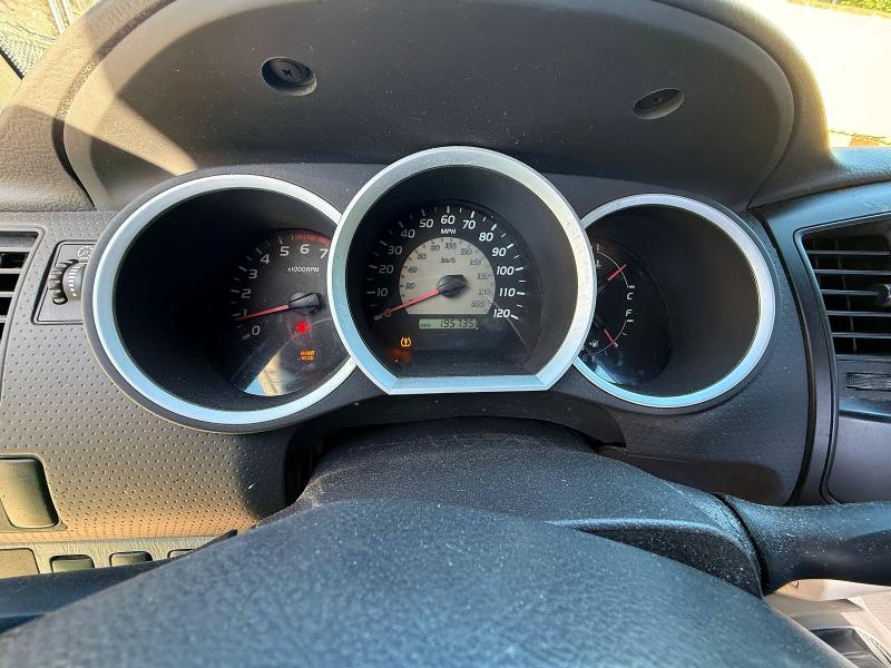 2008 Toyota Tacoma VIN 5TETX62N38Z536585 COPART salvage auction — MINOR DENT/SCRATCHES, Ok - Certificate Of Title (P), sold $3,150 on 2026-07-02 (photo 8)