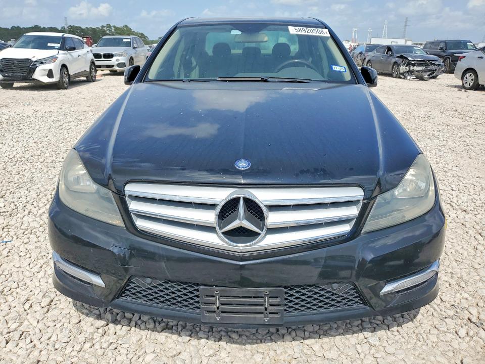 2013 Mercedes-benz C-klasse VIN WDDGF4HB2DA769924 COPART salvage auction — MECHANICAL, Tx - Certificate Of Title, sold $700 on 2026-07-10 (photo 5)