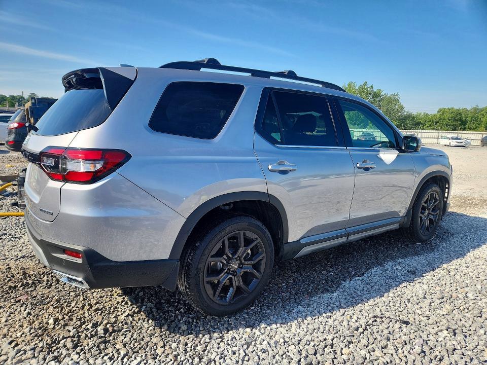 2025 Honda Pilot VIN 5FNYG2H79SB044434 COPART salvage auction — SIDE, Al - Cert Of Title-Salvage Title, sold $22,200 on 2026-09-01 (photo 3)