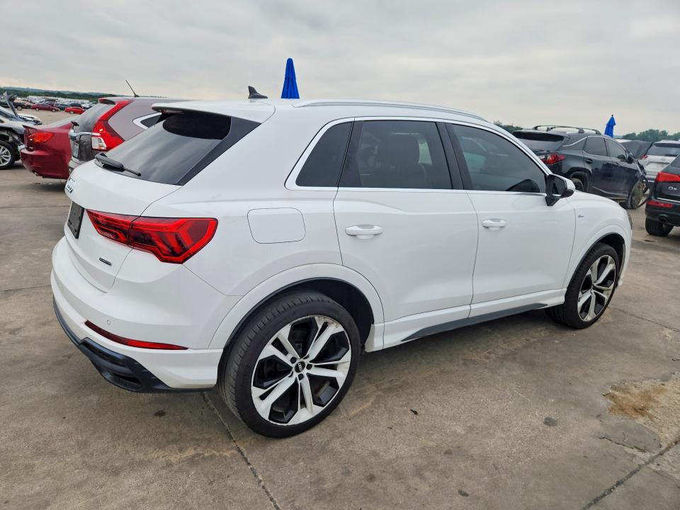 2020 Audi Q3 VIN WA1EECF32L1036565 COPART salvage auction — NORMAL WEAR, Ok - Certificate Of Title (P), sold $12,500 on 2026-07-08 (photo 3)