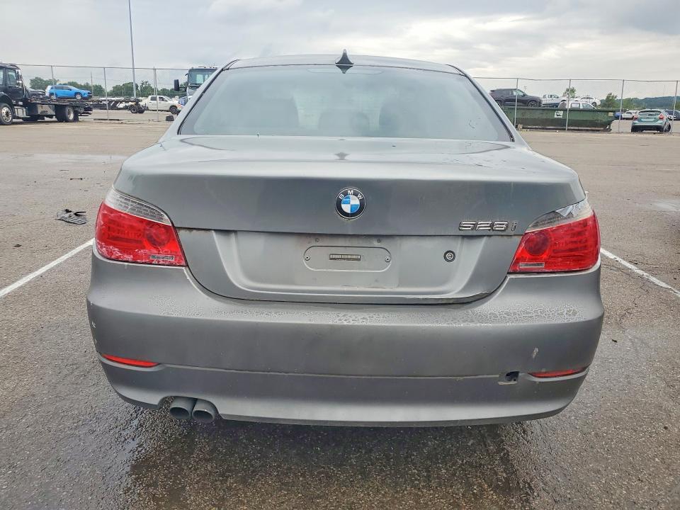 2010 BMW 5er VIN WBANU5C58AC126537 COPART salvage auction — MINOR DENT/SCRATCHES, Oh - Certificate Of Title, sold $325 on 2026-07-24 (photo 6)