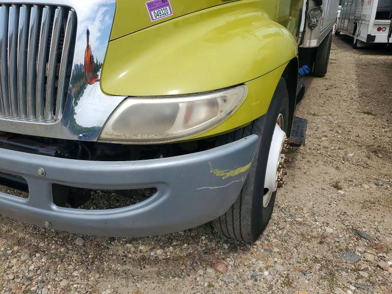 2017 International 4300 VIN 1HTMMMMM0HH714088 COPART salvage auction — NORMAL WEAR, CT, sold $8,300 on 2026-10-19 (photo 9)