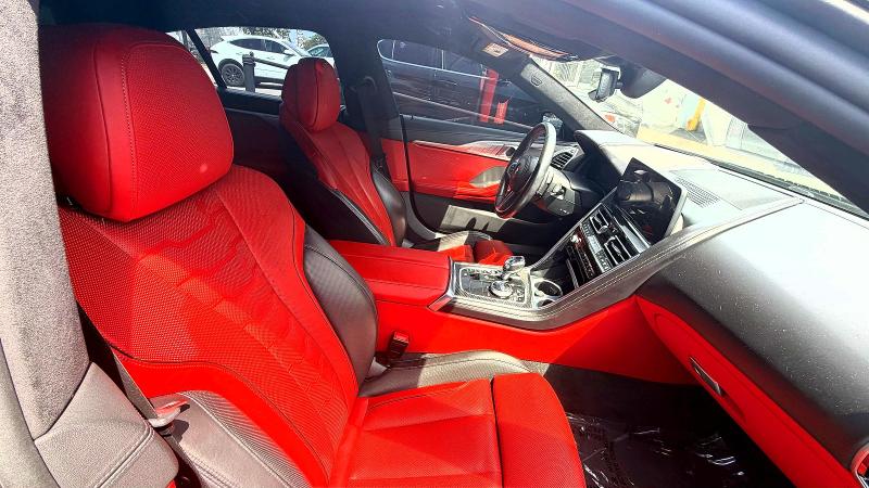 2023 BMW M850i xdrive VIN WBAGV8C09PCK90335 COPART salvage auction — NORMAL WEAR, Il - Certificate Of Title (P), sold $22,700 on 2026-07-06 (photo 5)