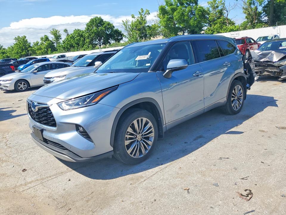 2021 Toyota Highlander VIN 5TDEBRCH1MS051368 — COPART salvage auction photo