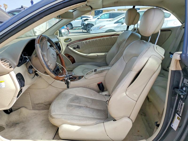 2009 Mercedes-benz Clk-class VIN WDBTK56F89T104424 COPART salvage auction — FRONT END, Ca - Dis/Dlr/Exp Only Clean Title, sold $525 on 2026-07-07 (photo 7)