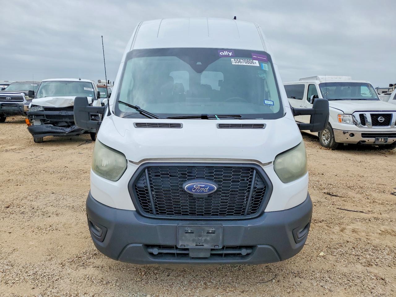 2022 Ford Transit VIN 1FBAX2XG2NKA52714 COPART salvage auction — Minor Dent/Scratches, TX - CERTIFICATE OF TITLE, sold $11,800 on 2026-07-02 (photo 5)