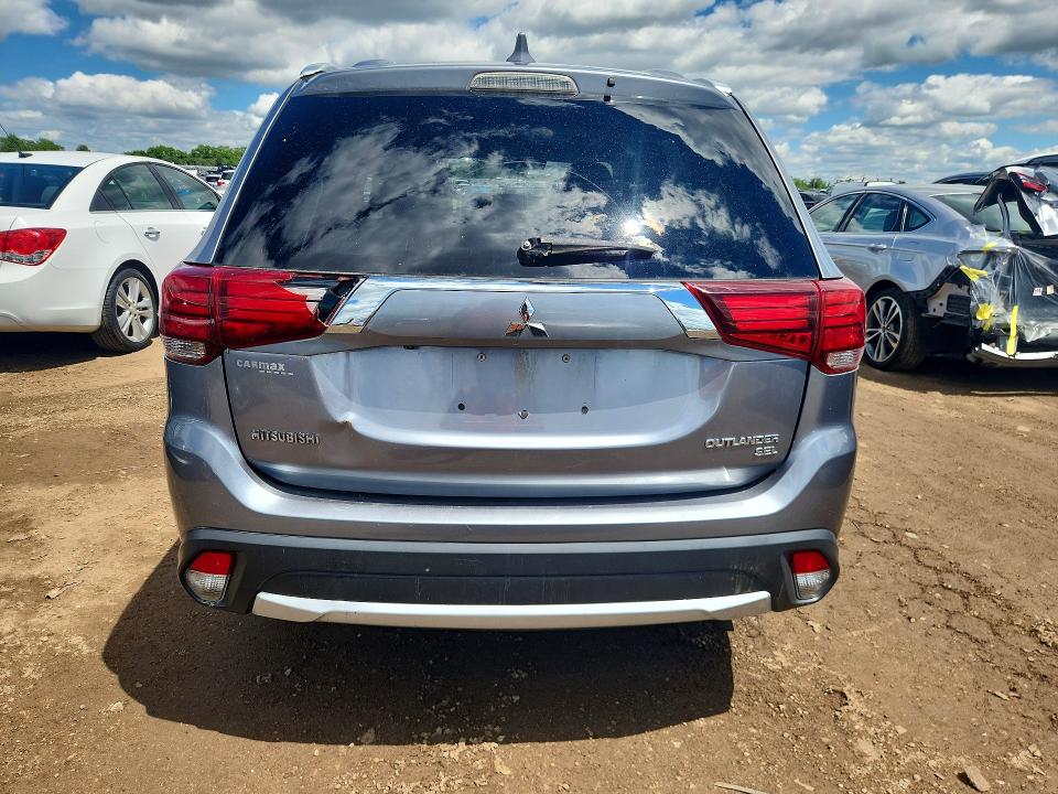 2017 Mitsubishi Outlander VIN JA4AD3A32HZ070846 COPART salvage auction — NORMAL WEAR, IL - CERTIFICATE OF TITLE, sold $1,600 on 2026-07-30 (photo 6)