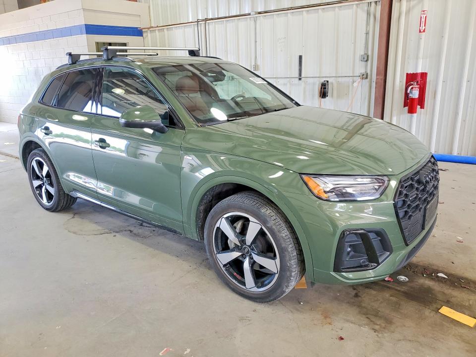 2023 Audi VIN WA1EAAFY5P2034062 COPART salvage auction — ROOF, Salvage Title, sold $17,400 on 2026-07-17 (photo 4)