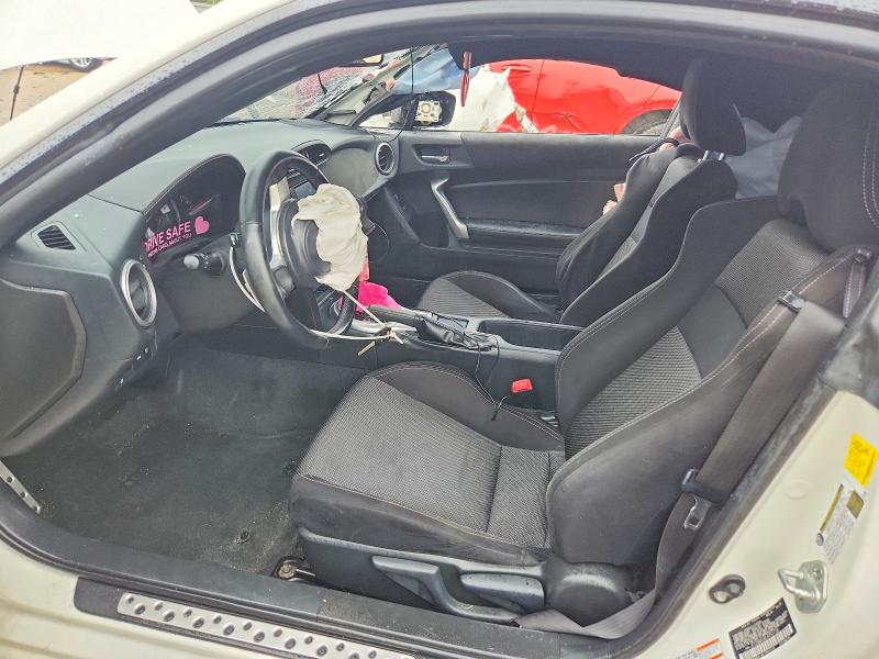 2020 Toyota Gt86 VIN JF1ZNAA16L8751718 COPART salvage auction — FRONT END, IL - SALVAGE CERTIFICATE, sold $2,550 on 2026-07-28 (photo 7)