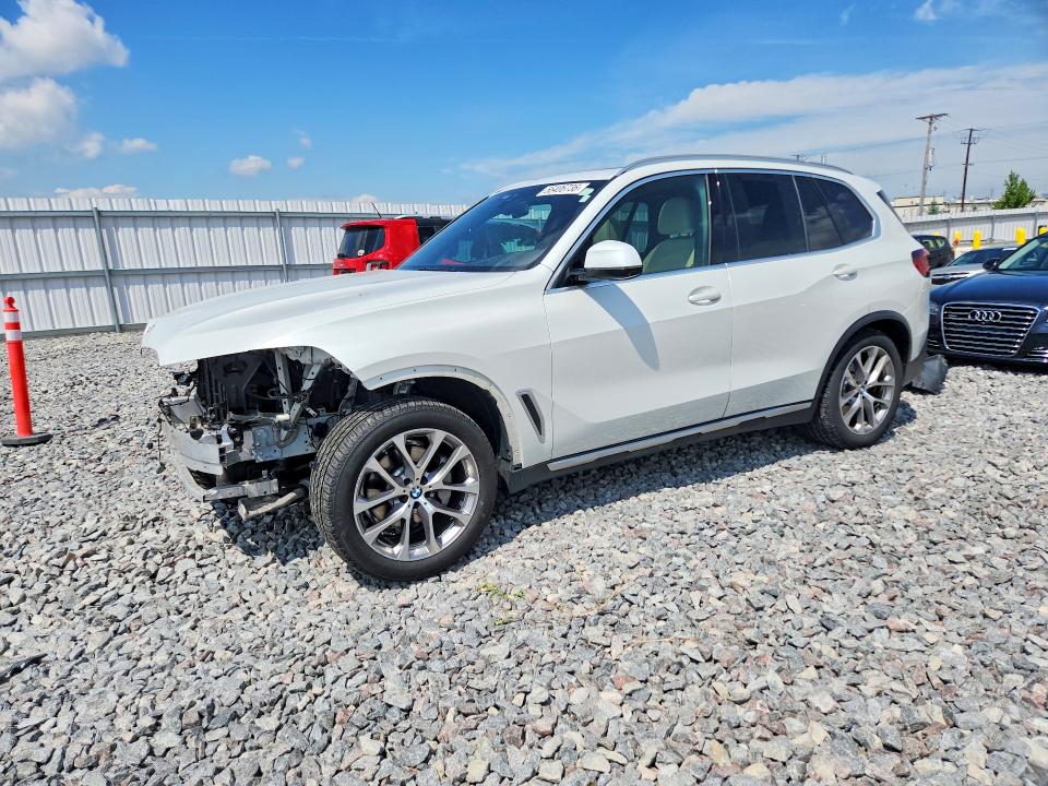 2021 BMW VIN 5UXCR6C02M9F19328 COPART salvage auction — FRONT END, Wi - Cert Of Title-Salvage Vehicle, sold $20,100 on 2026-07-20 (photo 1)