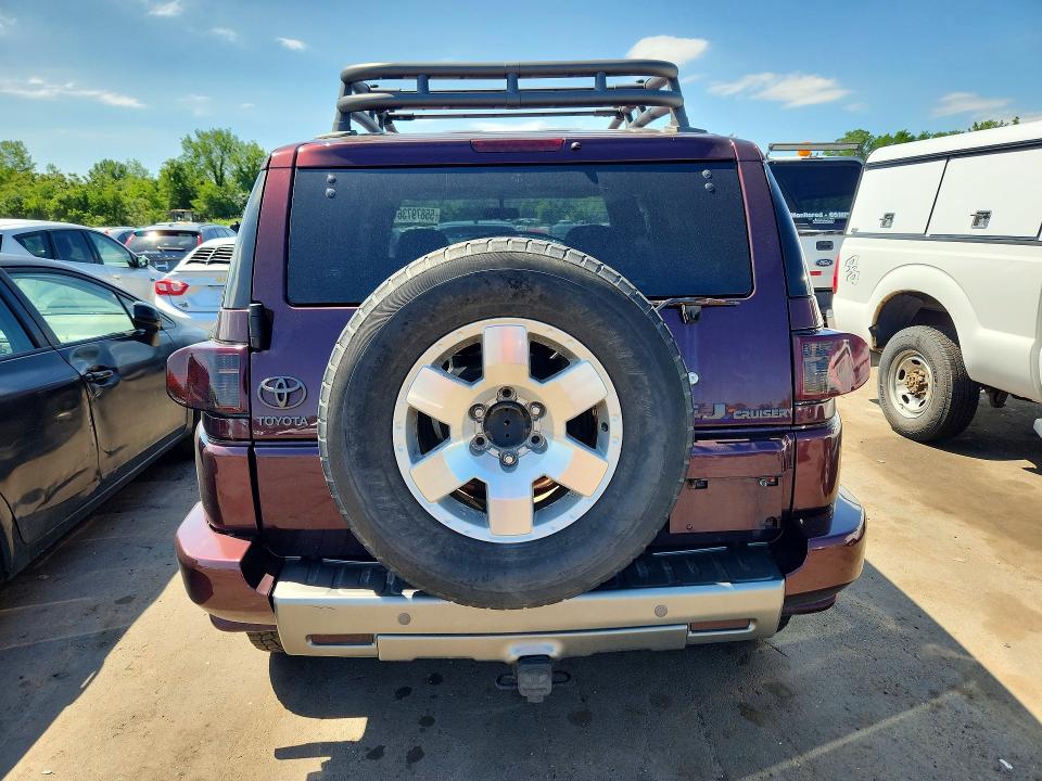 2007 Toyota Fj cruiser VIN JTEBU11F670049134 COPART salvage auction — MECHANICAL, Ct - Certificate Of Title, sold $2,500 on 2026-07-10 (photo 6)