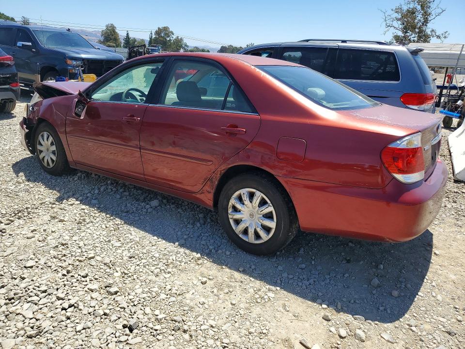 2005 Toyota Camry VIN 4T1BE30K85U422641 COPART salvage auction — FRONT END, CA - SALVAGE CERTIFICATE, sold $500 on 2026-07-09 (photo 2)