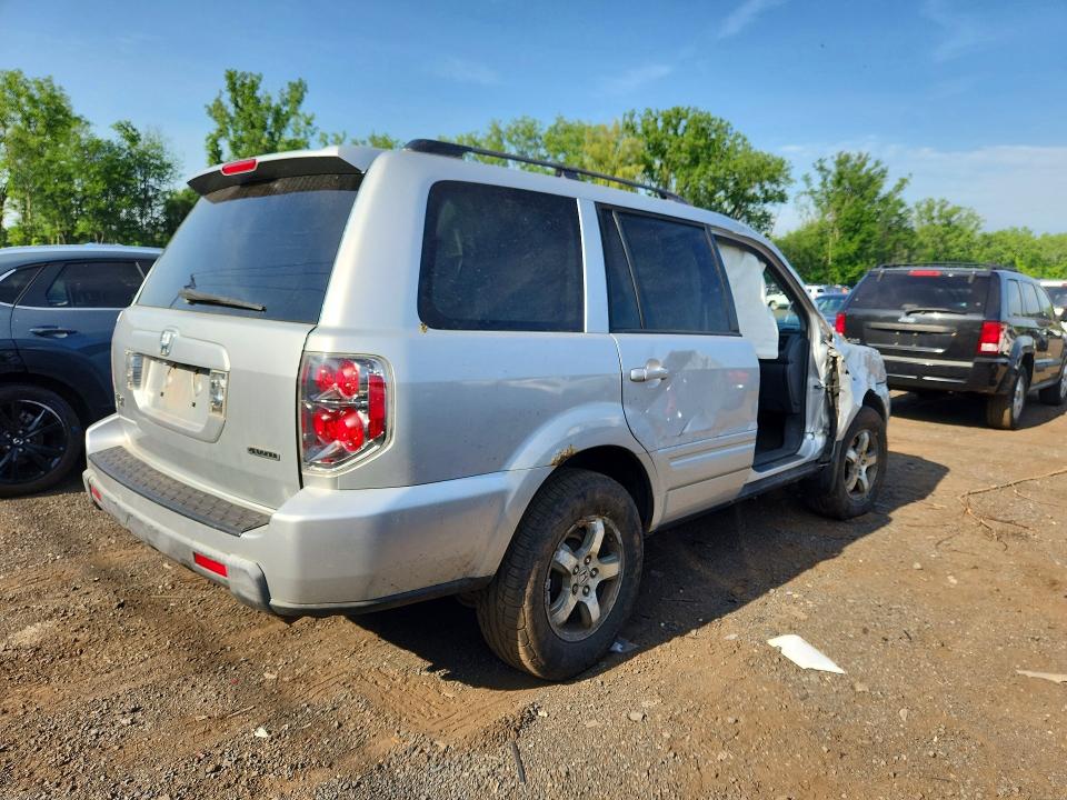 2008 Honda Pilot VIN 5FNYF18568B055525 COPART salvage auction — FRONT END, CT - CERT OF TITLE-SALVAGE, sold $475 on 2026-07-02 (photo 3)
