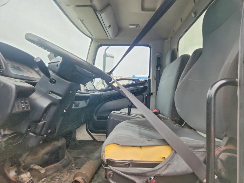 2014 Hino 258/268 VIN 5PVNJ8JV2E4S56748 COPART salvage auction — MECHANICAL, WI - CERTIFICATE OF TITLE (P), sold $7,300 on 2026-07-20 (photo 5)
