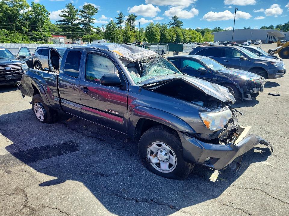 2015 Toyota Tacoma VIN 5TFUU4EN3FX144210 COPART salvage auction — ALL OVER, MN - CERT OF TITLE-SALVAGE, sold $150 on 2026-07-28 (photo 4)