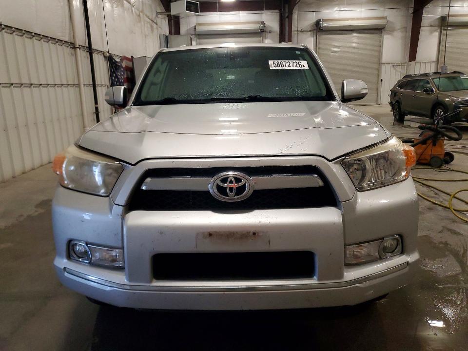2011 Toyota 4runner VIN JTEBU5JR7B5057966 COPART salvage auction — MINOR DENT/SCRATCHES, MN - CERTIFICATE OF TITLE, sold $8,100 on 2026-07-27 (photo 5)
