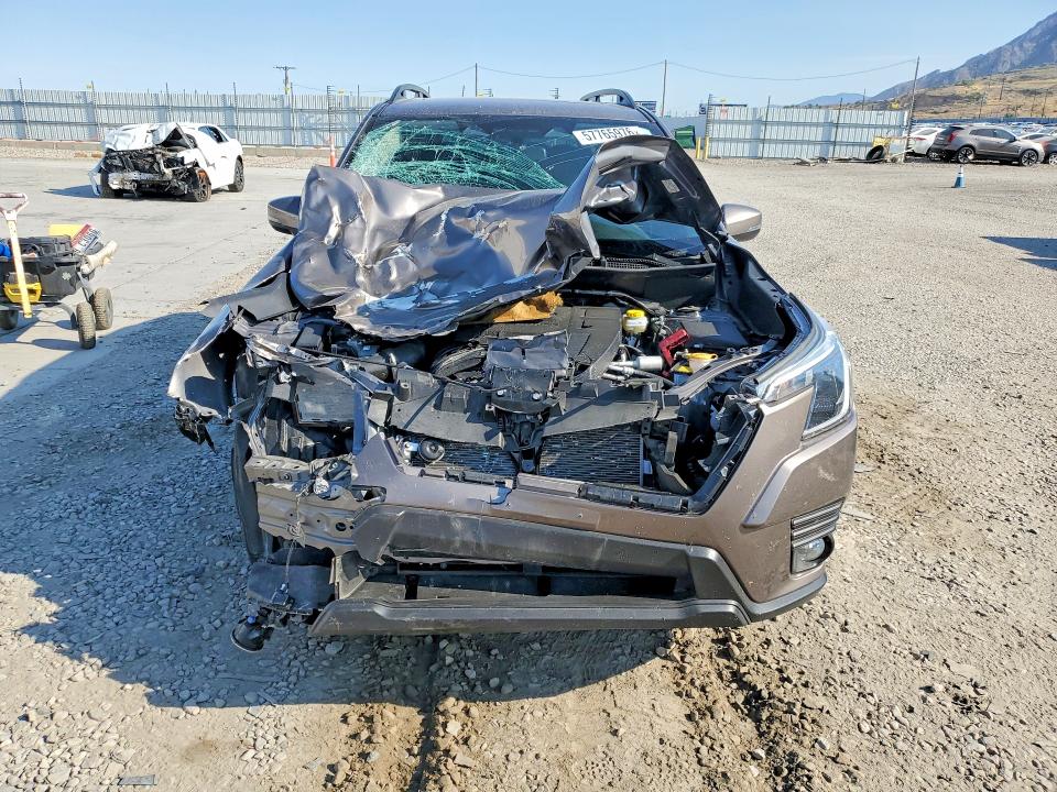 2023 Subaru VIN JF2SKANC6PH501726 COPART salvage auction — FRONT END, Ut - Salvage Certificate, sold $5,700 on 2026-07-27 (photo 5)