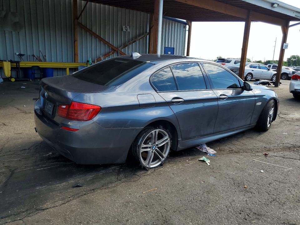 2016 BMW 5er VIN WBA5A7C51GG145520 COPART salvage auction — UNDERCARRIAGE, Co - Dis/Dlr/Exp Only Clean Title, sold $1,800 on 2026-07-09 (photo 3)
