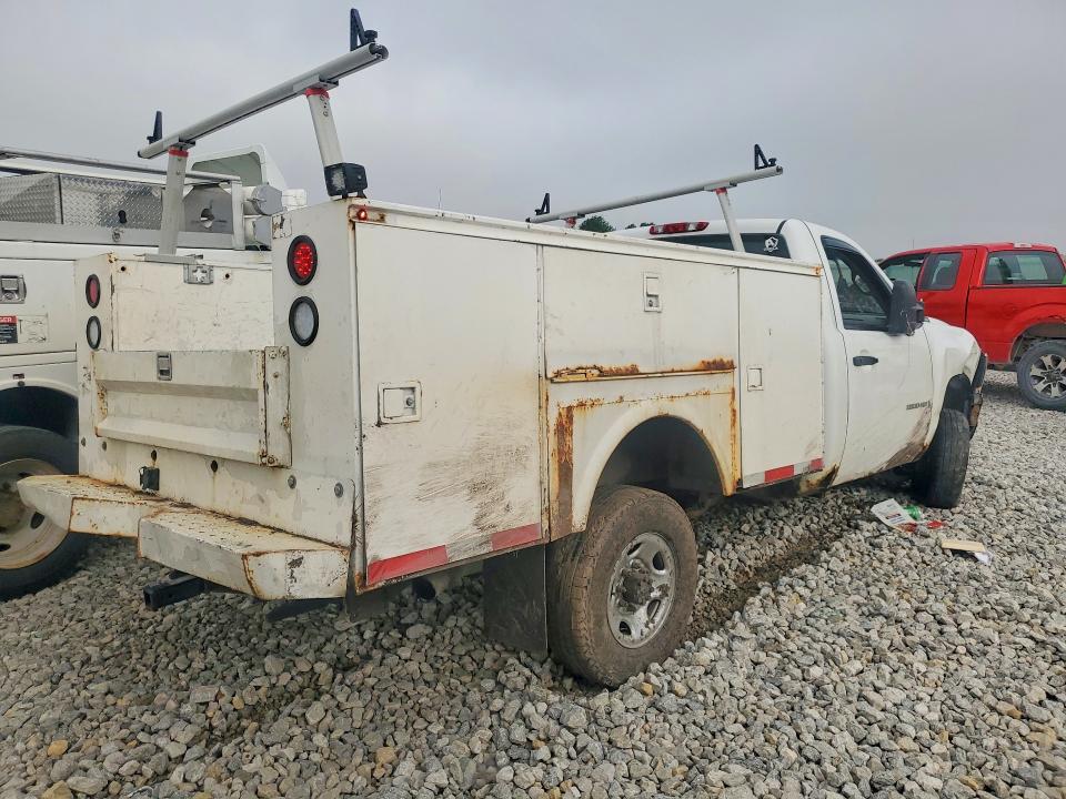 2009 Chevrolet Silverado 2500 VIN 1GCHK44KX9F172174 COPART salvage auction — FRONT END, MI - CERTIFICATE OF TITLE, sold $650 on 2026-07-02 (photo 3)