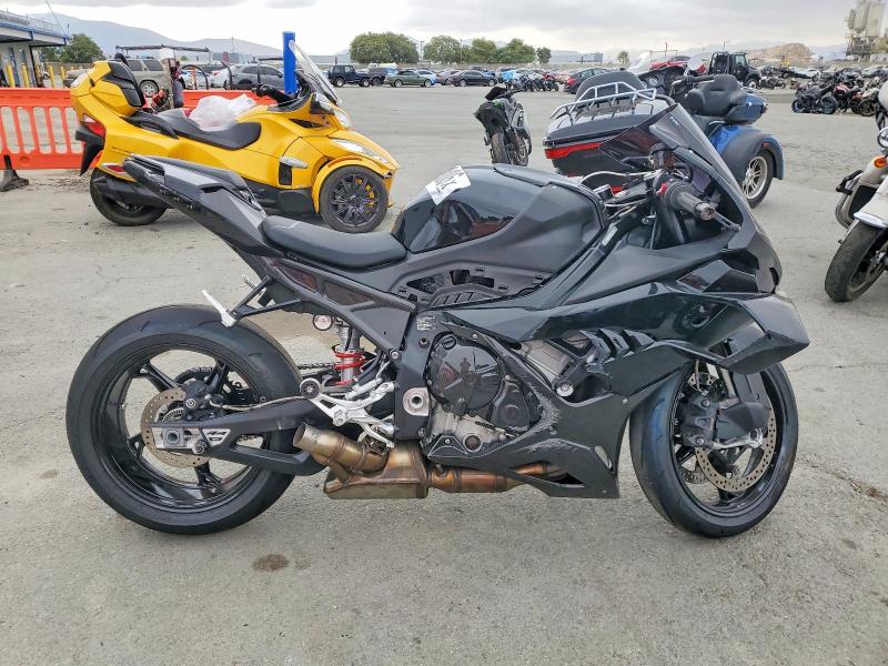 2025 BMW S 1000 VIN WB10P2308S6L33014 — COPART salvage auction photo
