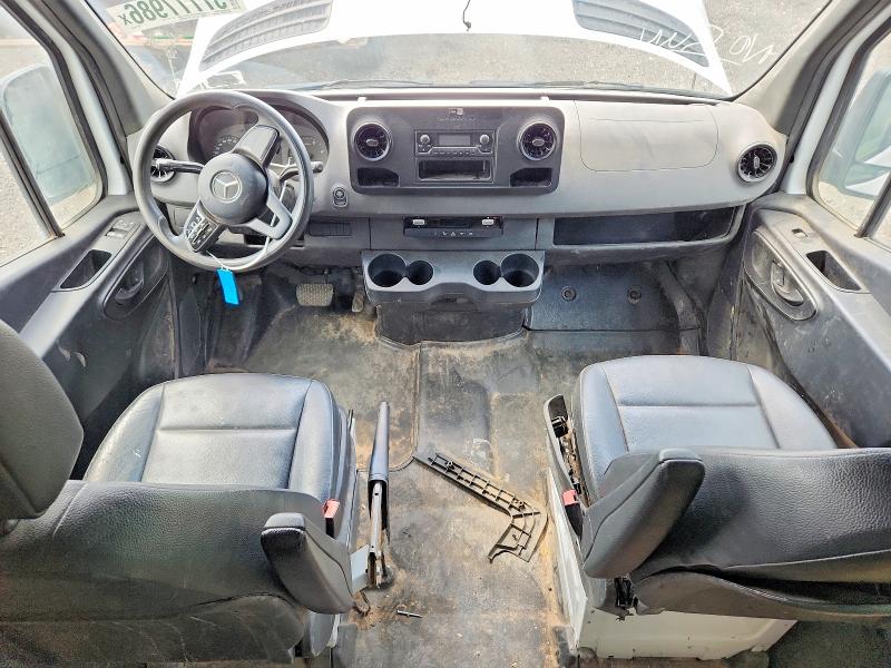 2022 Mercedes-benz Sprinter VIN W1Y4EBHY4NT086696 COPART salvage auction — REAR END, Ny - Mv-907A Salvage Certificate, sold $350 on 2026-07-29 (photo 8)