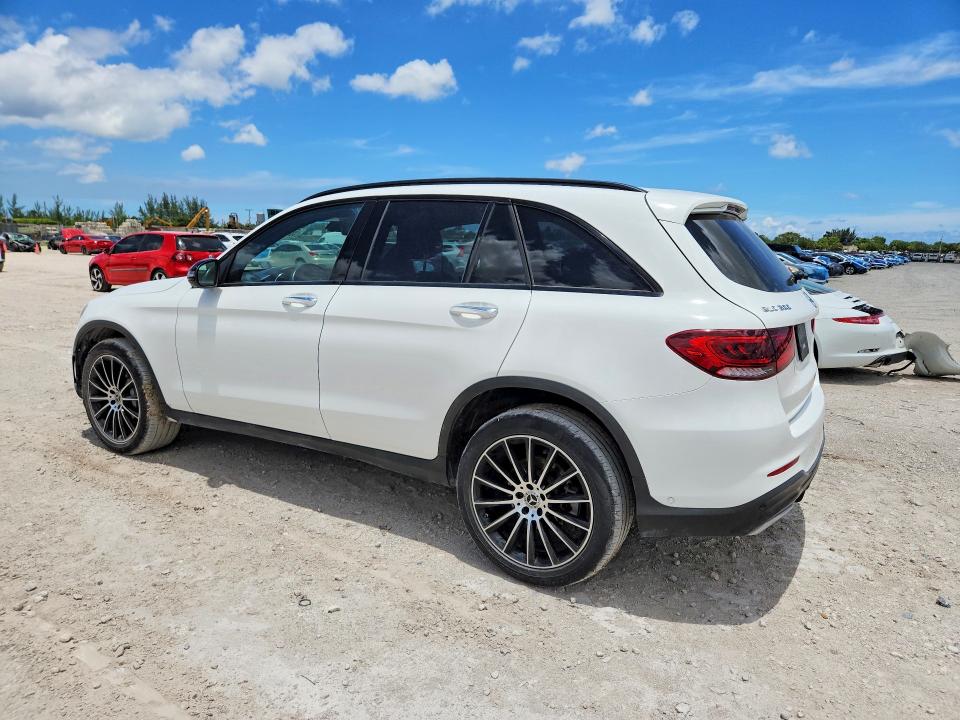 2022 Mercedes-benz VIN W1N0G8DB3NV375518 COPART salvage auction — MINOR DENT/SCRATCHES, Fl - Certificate Of Title, sold $21,200 on 2026-07-16 (photo 2)