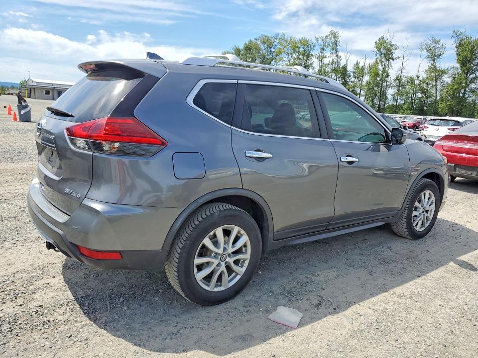 2017 Nissan VIN JN8AT2MV2HW024066 COPART salvage auction — MINOR DENT/SCRATCHES, WA - VEHICLE CERT OF OWNERSHIP-TITL, sold $2,500 on 2026-07-28 (photo 3)