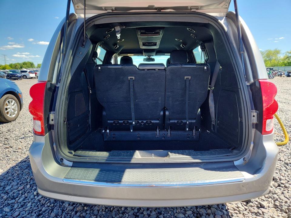 2019 Dodge Caravan VIN 2C4RDGEG4KR533147 COPART salvage auction — FRONT END, Il - Salvage Certificate, sold $3,050 on 2026-08-10 (photo 6)