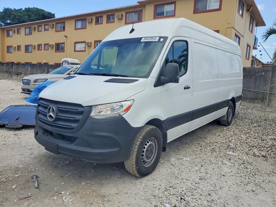 2021 Mercedes-benz VIN W1Y40CHY8MT059634 COPART salvage auction — MINOR DENT/SCRATCHES, Fl - Cert Of Title-Rebuilt, sold $15,100 on 2026-07-20 (photo 1)