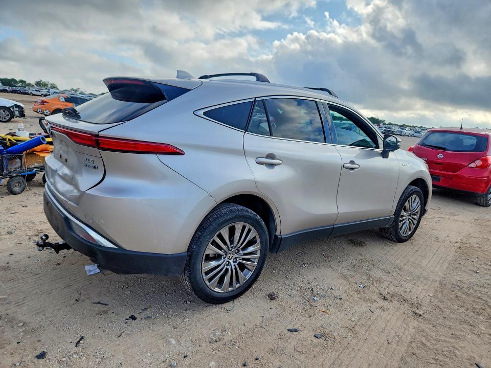 2021 Toyota Venza VIN JTEAAAAH9MJ034560 COPART salvage auction — REAR END, Tx - Salvage Vehicle Title, sold $1,250 on 2026-07-30 (photo 3)