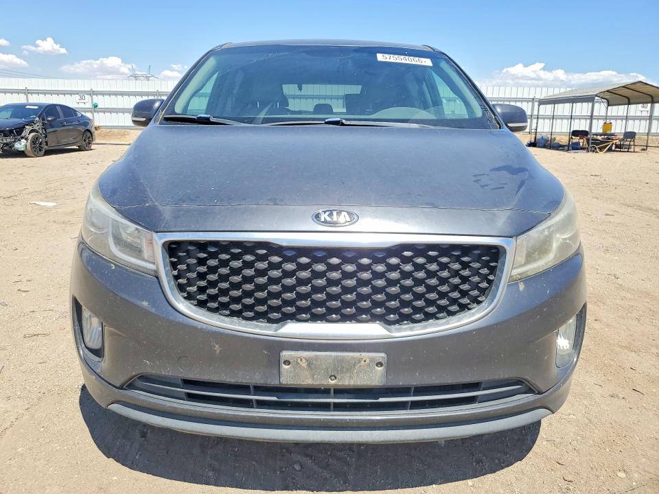 2016 Kia SEDONA VIN KNDMC5C11G6147008 COPART salvage auction — MINOR DENT/SCRATCHES, Ca - Dis/Dlr/Exp App For Dup Clean, sold $1,250 on 2026-07-06 (photo 5)