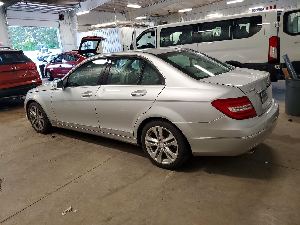 2012 Mercedes-benz VIN WDDGF8BB4CA606030 COPART salvage auction — FRONT END, Mn - Cert Of Title-Salvage, sold $1,250 on 2026-07-09 (photo 2)