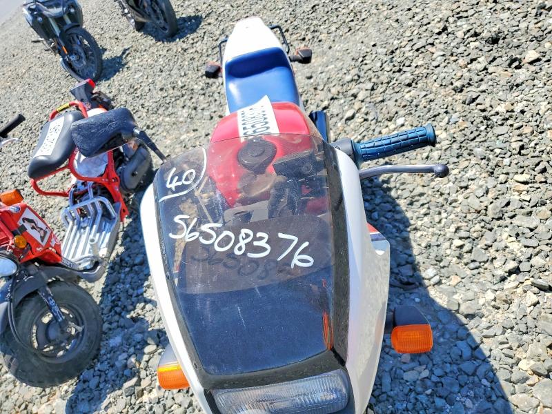 1983 Honda Vf750 VIN JH2RC1506DM004881 COPART salvage auction — MINOR DENT/SCRATCHES, Ca - Dis/Dlr/Exp Only Clean Title, sold $175 on 2026-07-13 (photo 5)