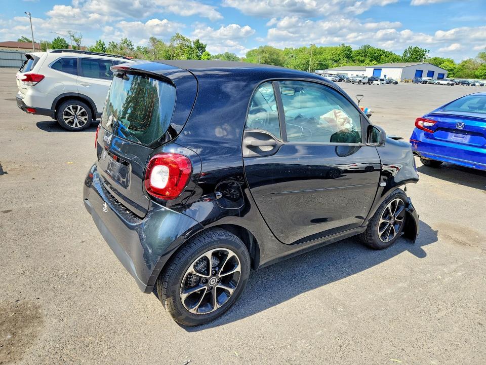 2017 Smart VIN WMEFJ5DA9HK194665 COPART salvage auction — FRONT END, Nj - Cert Of Title-Salvage, sold $250 on 2026-07-21 (photo 3)