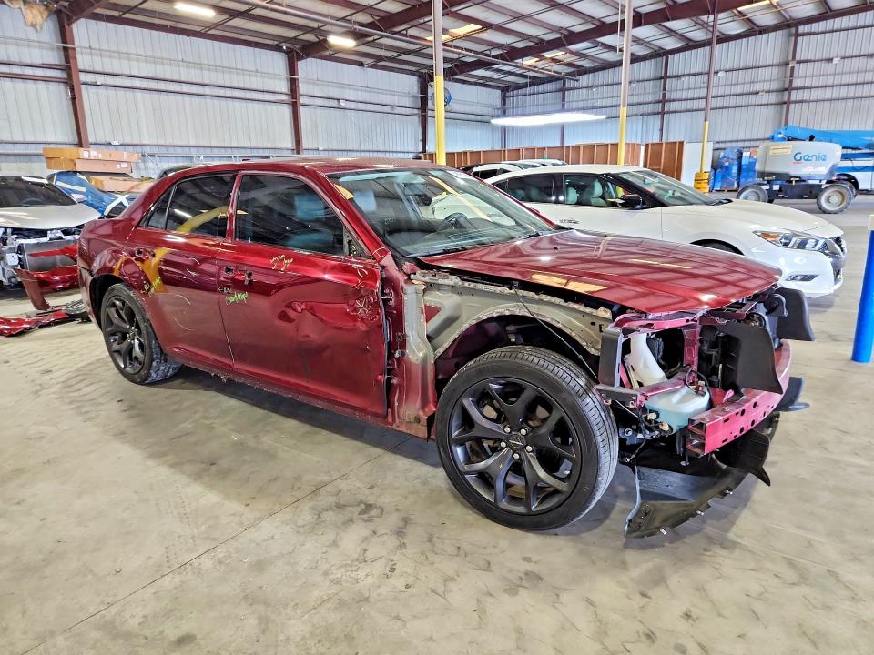 2021 Chrysler 300 VIN 2C3CCAAG3MH661615 COPART salvage auction — FRONT END, Fl - Cert Of Title Slvg Rebuildable, sold $7,200 on 2026-08-10 (photo 4)