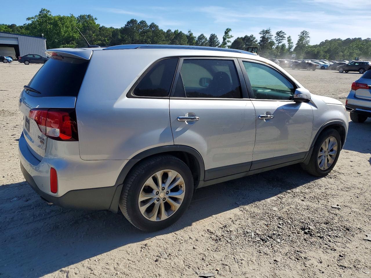 2014 Kia Sorento VIN 5XYKU4A79EG510316 COPART salvage auction — Normal Wear, VA - CERTIFICATE OF TITLE, sold $1,550 on 2026-07-09 (photo 3)