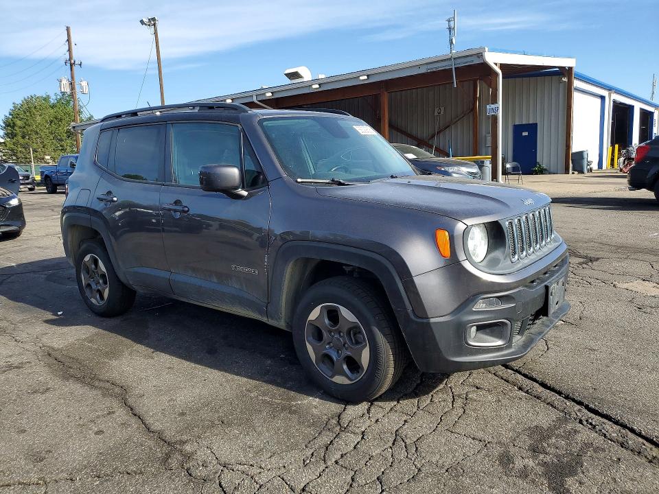 2016 Jeep Renegade VIN ZACCJBBW5GPC93325 COPART salvage auction — MINOR DENT/SCRATCHES, Co - Dis/Dlr/Exp Only Clean Title, sold $1,700 on 2026-07-08 (photo 4)