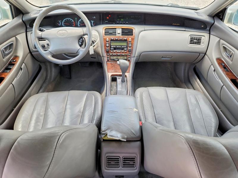 2001 Toyota Avalon VIN 4T1BF28BX1U132679 COPART salvage auction — FRONT END, Tx - Salvage Vehicle Title, sold $475 on 2026-07-09 (photo 8)