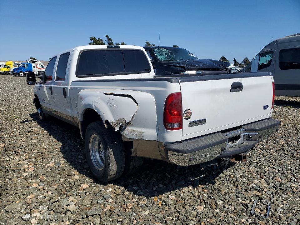 2006 Ford F-350 super duty VIN 1FTWW32P76EC14659 COPART salvage auction — VANDALISM, CA - SALVAGE CERTIFICATE, sold $8,200 on 2026-07-15 (photo 2)