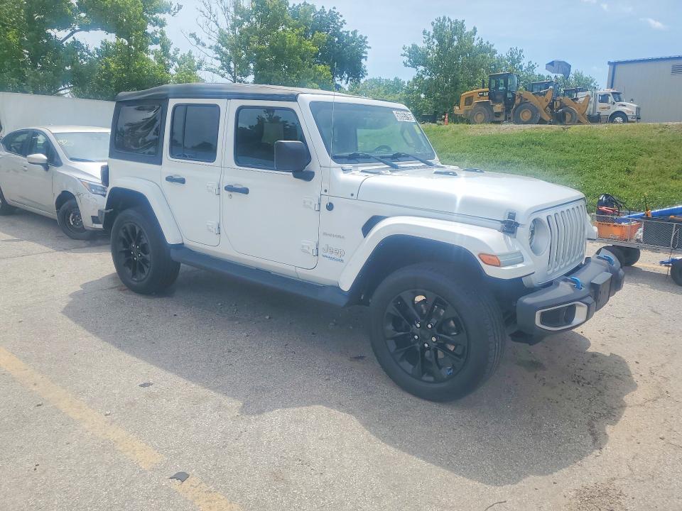 2022 Jeep Wrangler unlimited VIN 1C4JJXP60NW117859 COPART salvage auction — MINOR DENT/SCRATCHES, Il - Certificate Of Title, sold $20,750 on 2026-07-16 (photo 4)