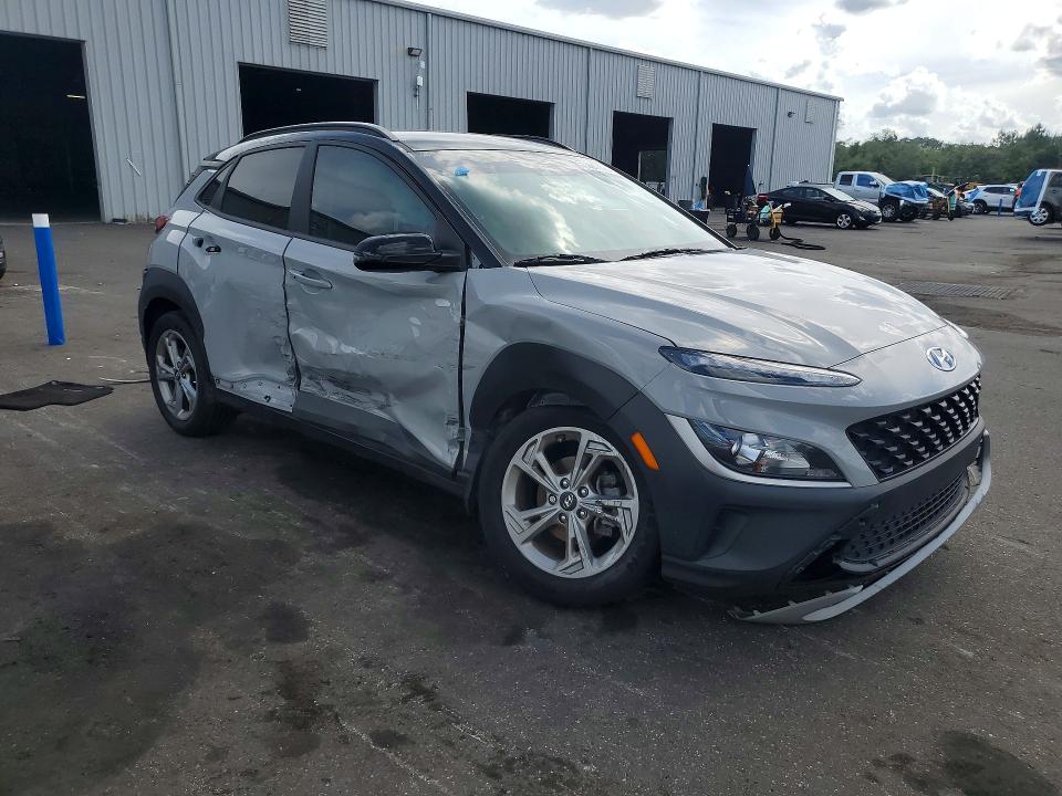 2023 Hyundai VIN KM8K62AB7PU947571 COPART salvage auction — SIDE, Fl - Cert Of Title Slvg Rebuildable, sold $3,050 on 2026-07-15 (photo 4)