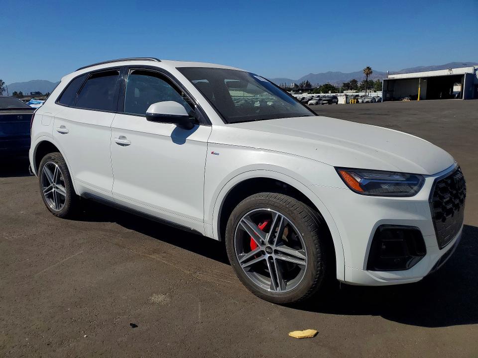 2025 Audi Q5 VIN WA1E2AFY5S2034696 COPART salvage auction — REAR END, Ca - Salvage Certificate, sold $250 on 2026-07-27 (photo 4)