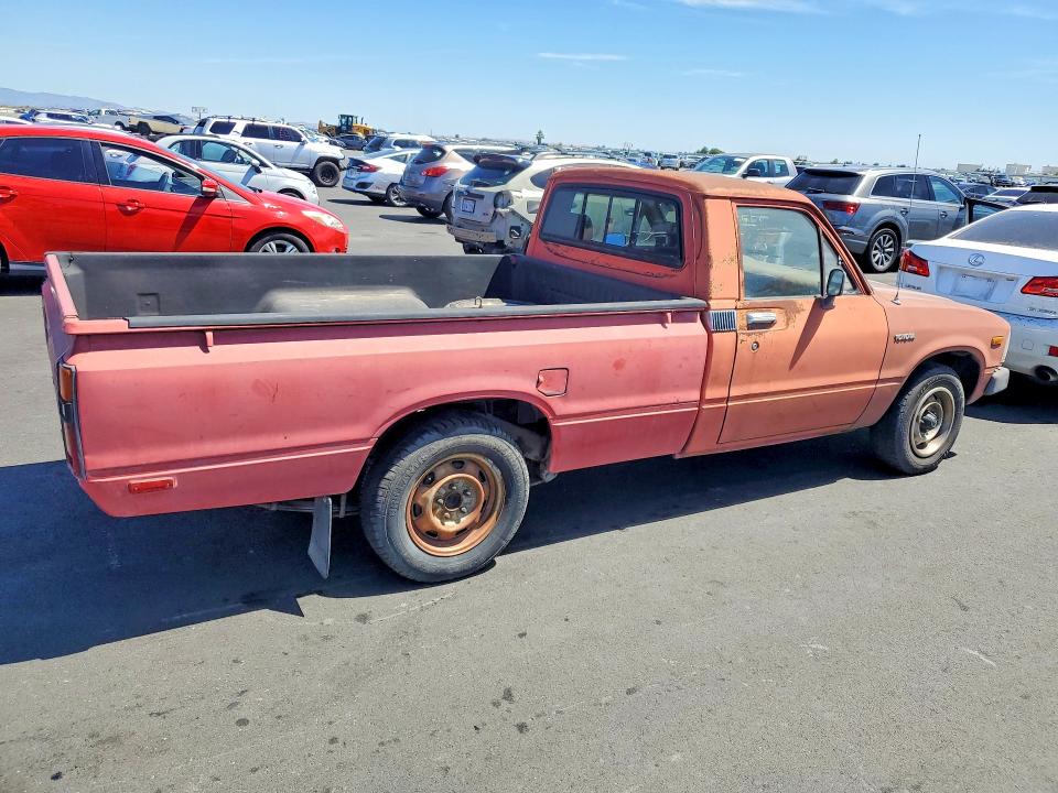 1983 Toyota Pickup VIN JT4RN44SXD1103938 COPART salvage auction — MECHANICAL, Ca - Dis/Dlr/Exp App For Dup Clean, sold $1,750 on 2026-07-15 (photo 3)