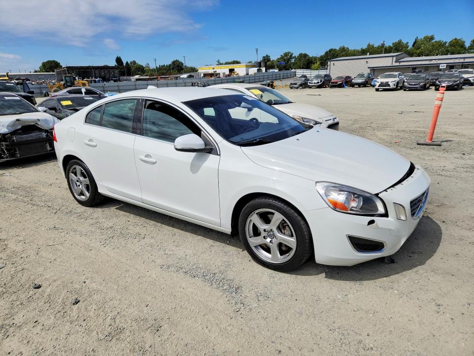 2013 Volvo S60 VIN YV1612FS5D2194167 COPART salvage auction — FRONT END, Ca - Salvage Certificate, sold $1,550 on 2026-07-07 (photo 4)