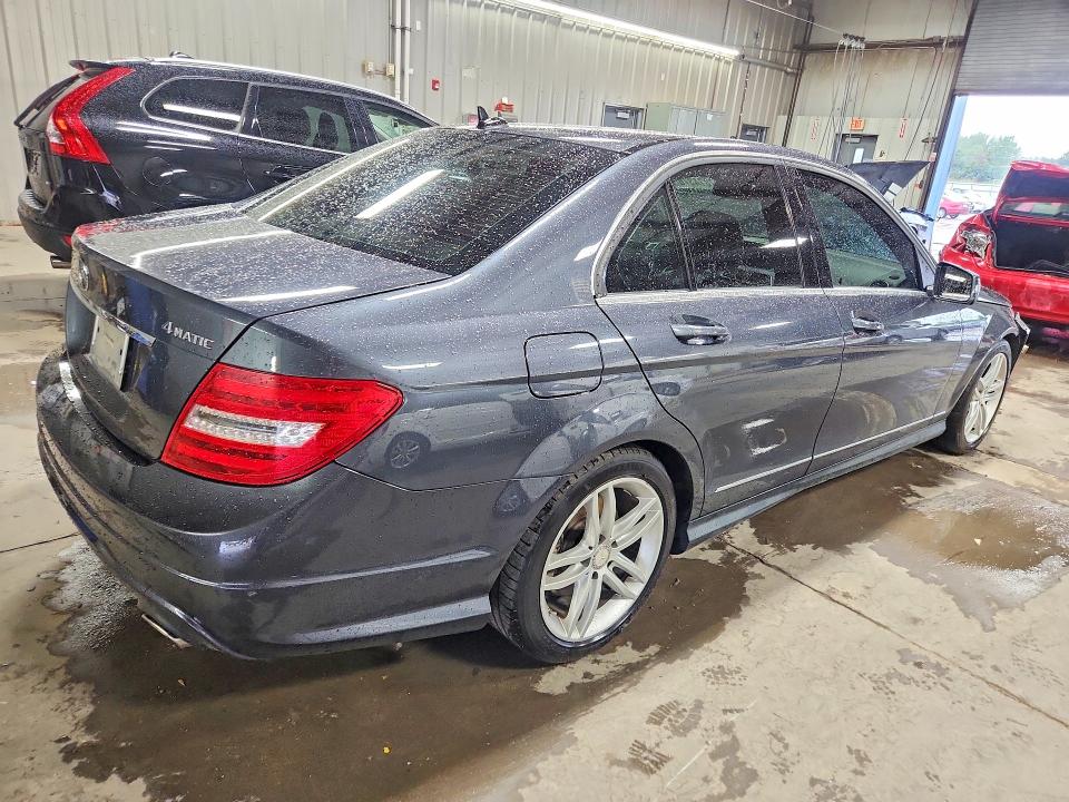 2014 Mercedes-benz VIN WDDGF8AB0ER310234 COPART salvage auction — FRONT END, Il - Salvage Certificate, sold $2,200 on 2026-07-21 (photo 3)